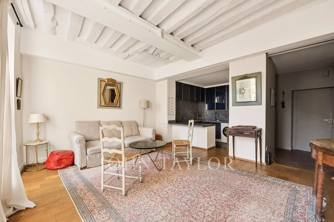 Apartment in Saint Germain des Prés, Paris 6e Arrondissement, Paris 5 - 18073289