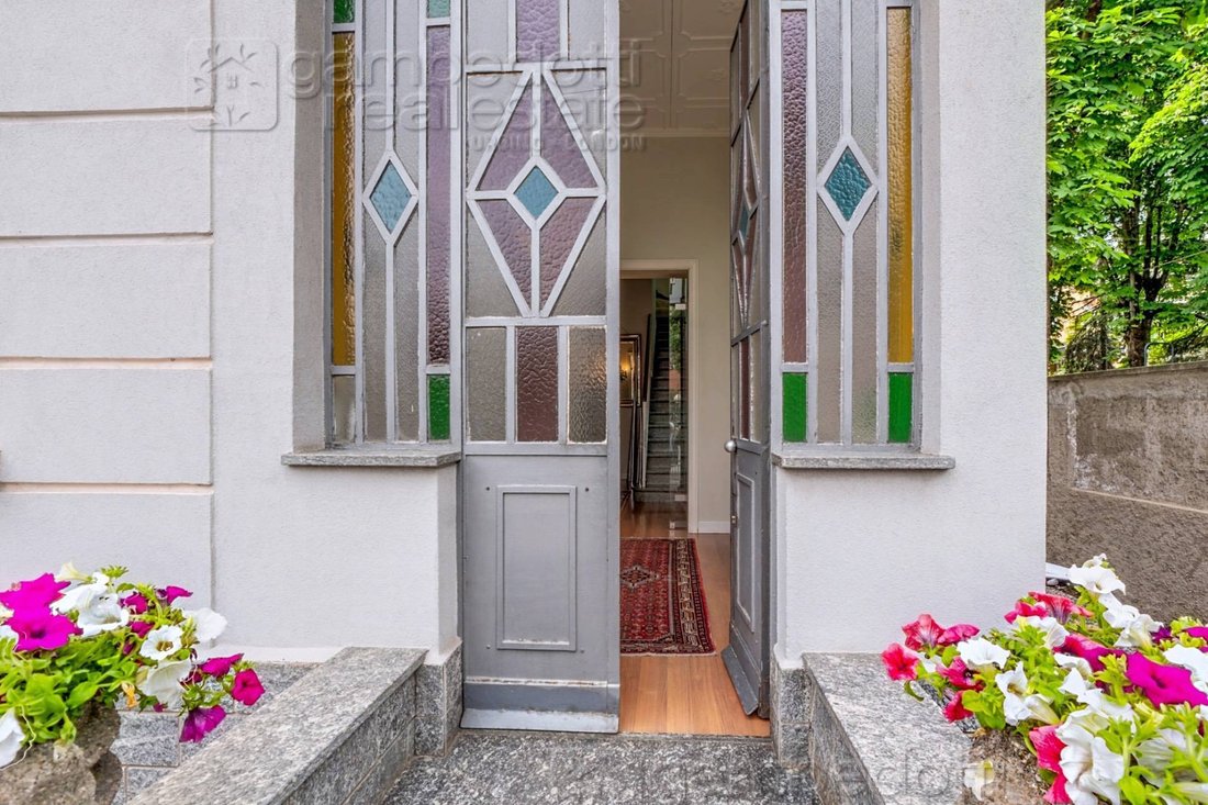 Villa in Center, Busto Arsizio, Lombardy 3 - 18077818