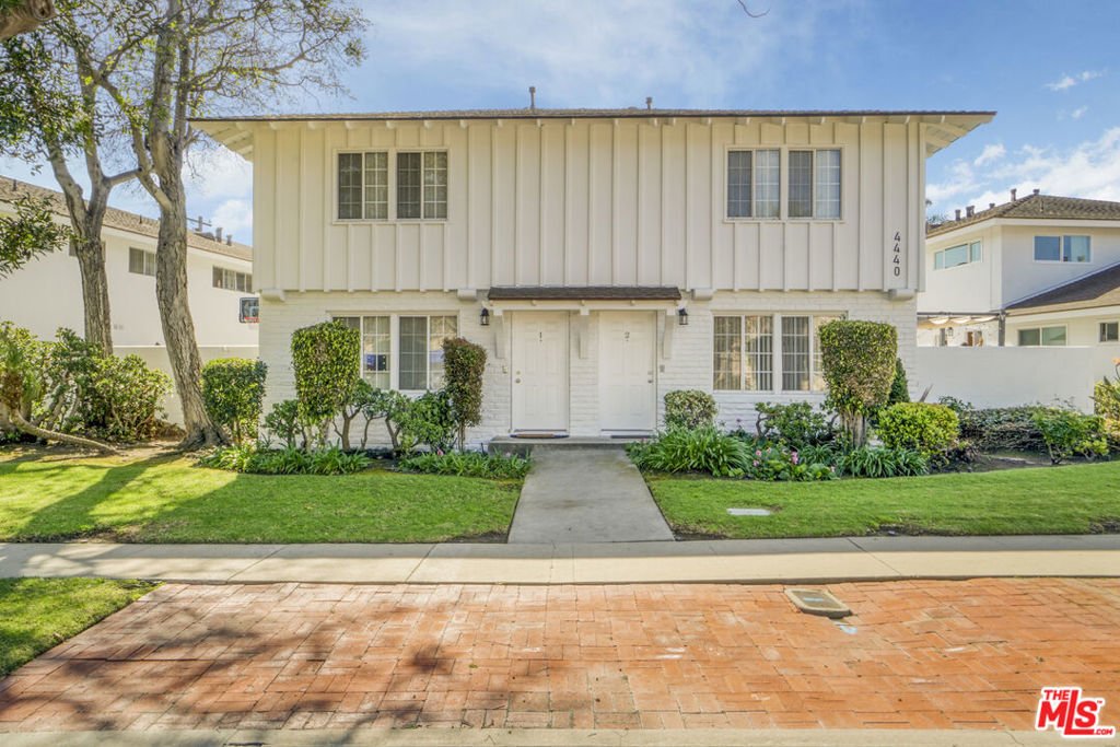 Torrance, California, United States 4 - 18071398