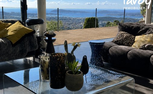 Villa à Le Faron-Fort-Rouge, Toulon, France 1