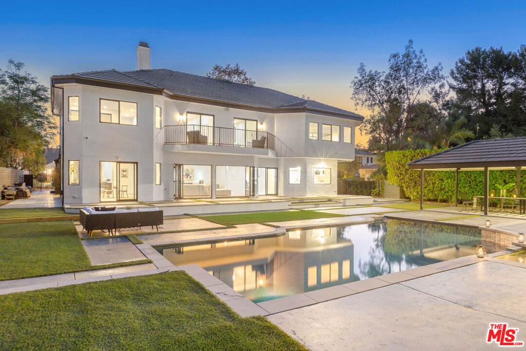 House in Los Angeles, California, United States 2 - 18074776