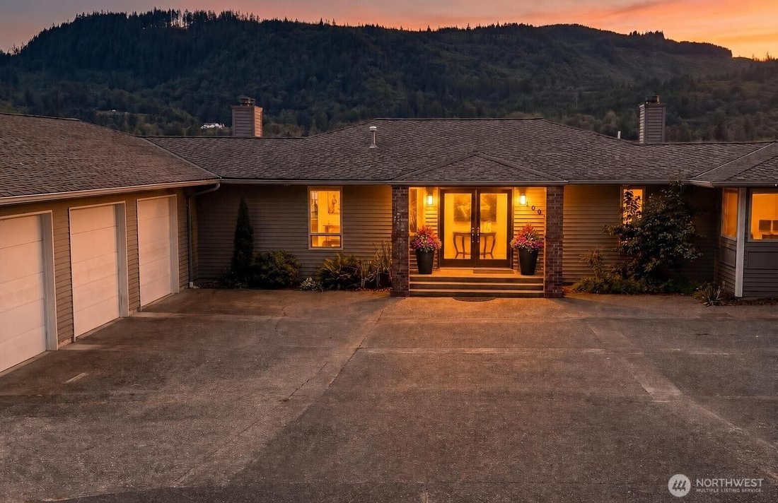 House in Mount Vernon, Washington, United States 4 - 18076047
