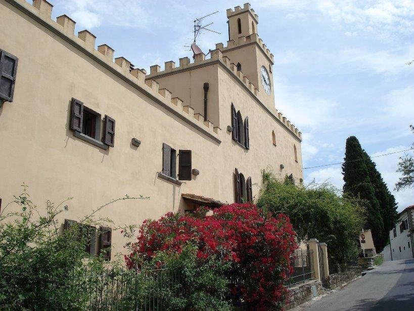 Estate in Pelago, Tuscany, Italy 4 - 18071674