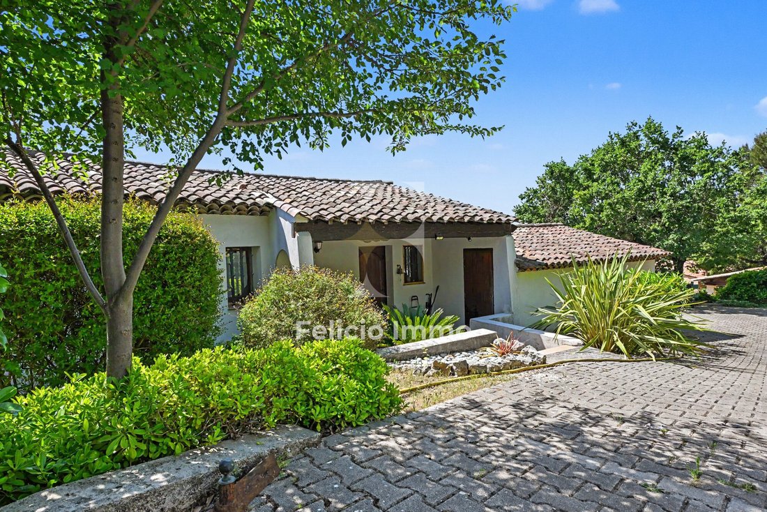 House in Châteauneuf-Grasse, Provence-Alpes-Côte d'Azur, France 1 - 18078084