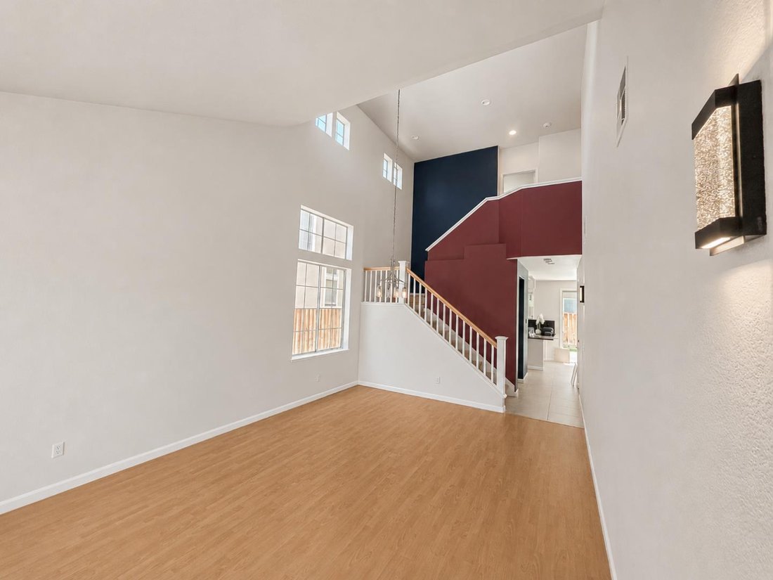 House in Milpitas, California, United States 4 - 18075010