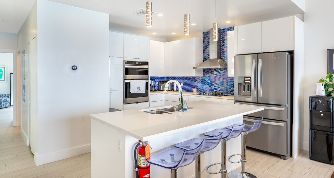 Apartment in West Bay, West Bay, Cayman Islands 3 - 18076840
