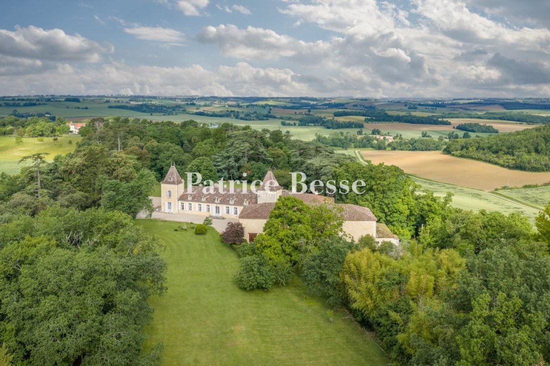 House in Lectoure, Occitania, France 1 - 18074533