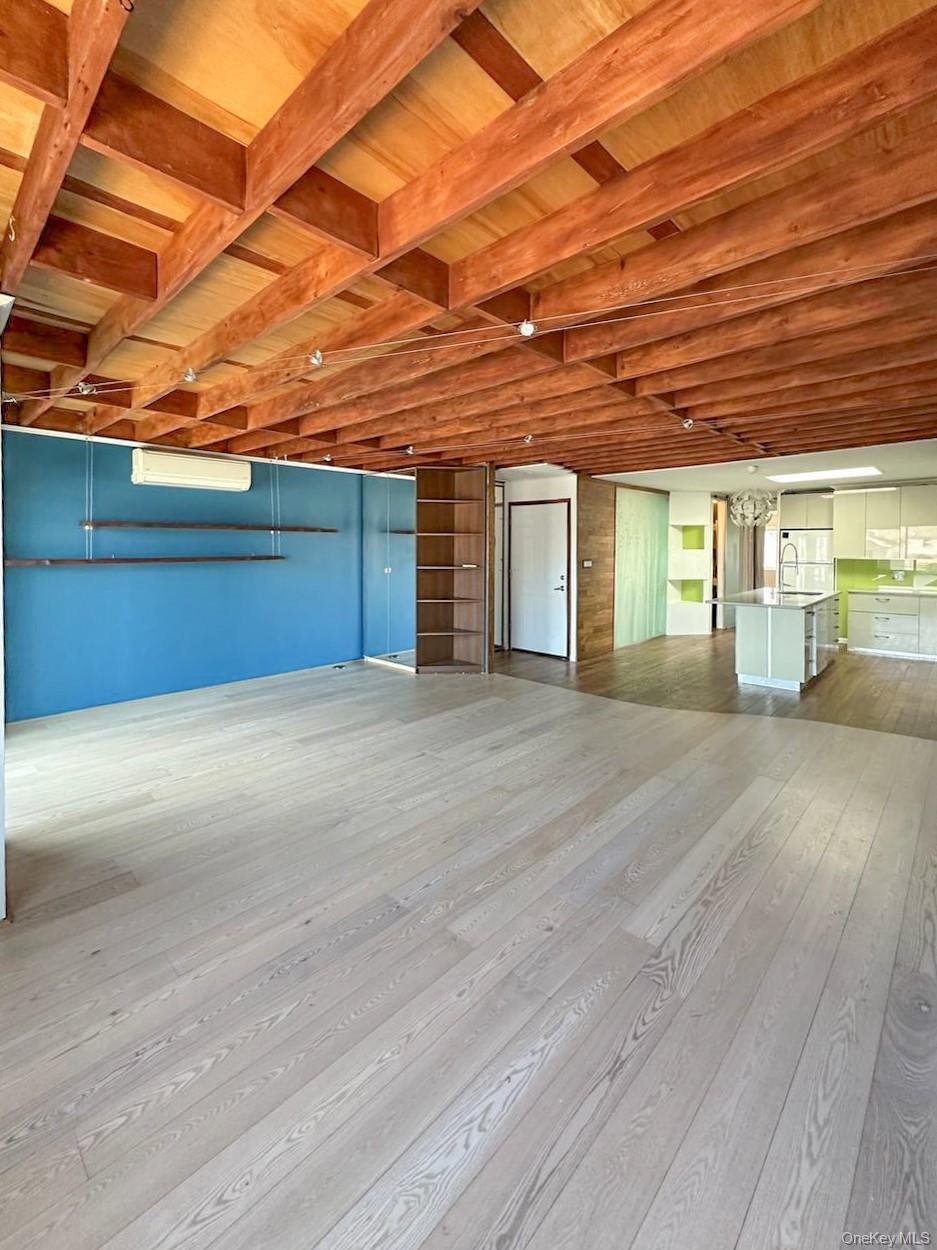 House in New York, New York, United States 5 - 18074658