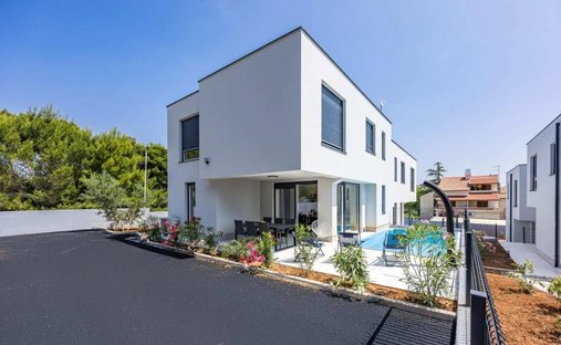 Villa à Premantura, Istrie, Croatie 1