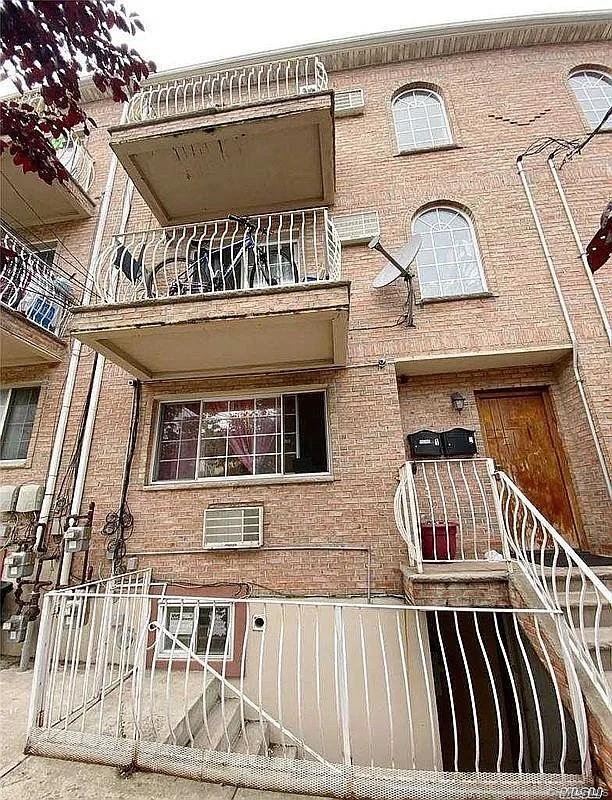House in New York, New York, United States 1 - 18074649