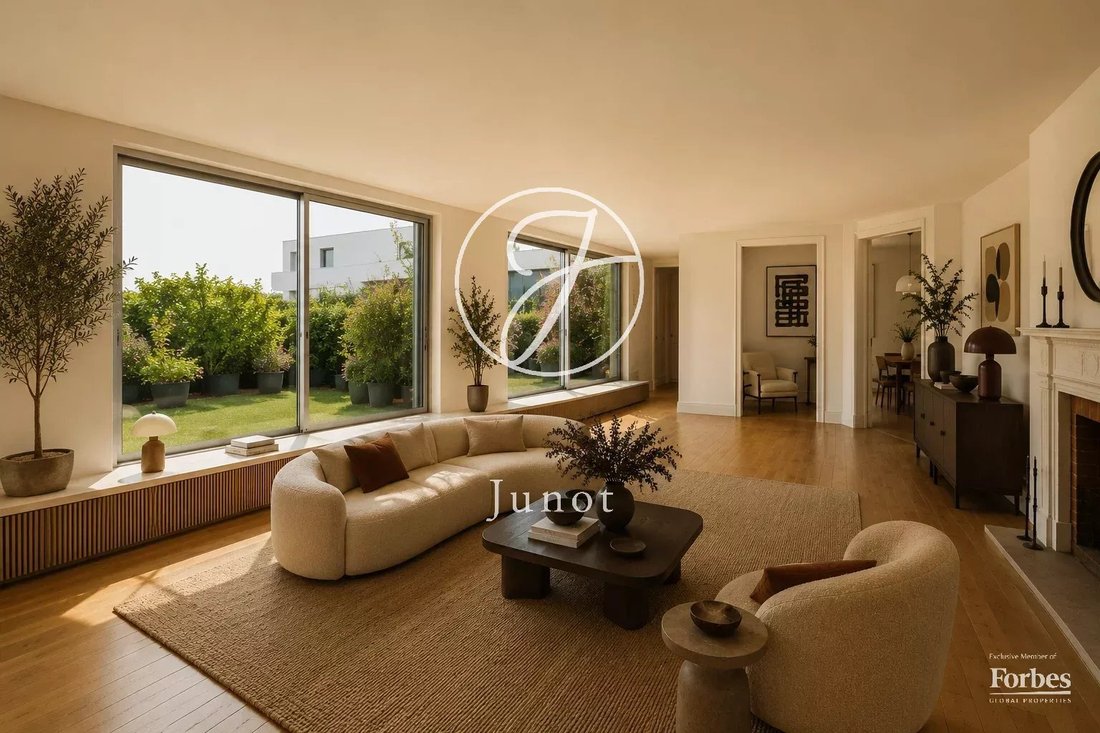 Apartment in Muette Sud, Paris 16e Arrondissement, Paris 5 - 17734405