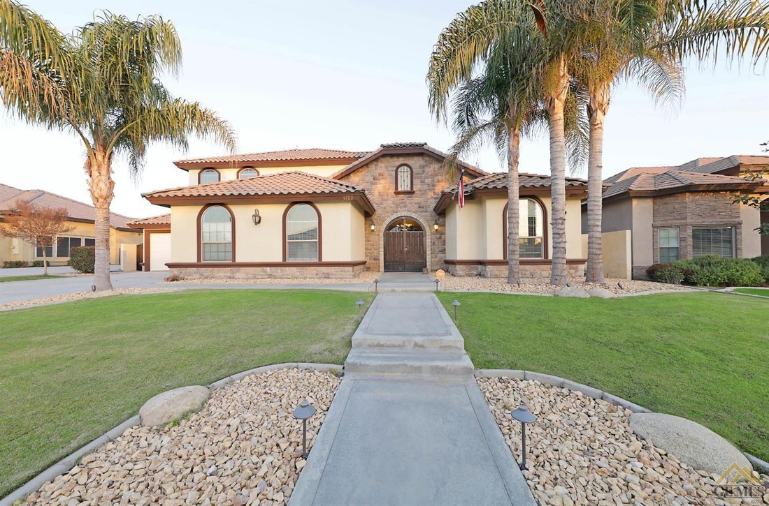 House in Bakersfield, California, United States 5 - 18071324