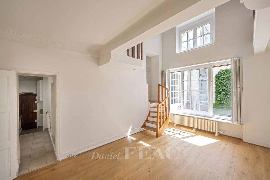 Appartement à Saint Thomas d'Aquin, Paris 7e Arrondissement, Paris 3 - 18073111