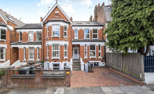 Haus in Colney Hatch, London Borough of Barnet, England 1