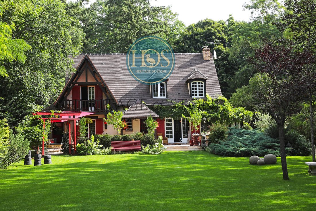 Villa in Chantilly, Hauts-de-France, France 2 - 18076166