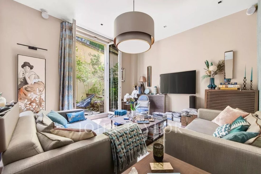 Apartment in Porte Dauphine, Paris 16e Arrondissement, Paris 3 - 18073277