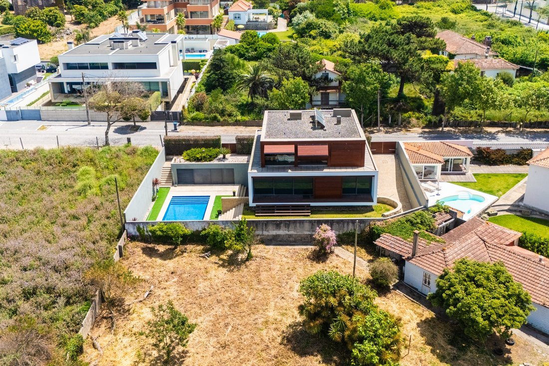 House in Mafamude e Vilar do Paraiso, Porto District, Portugal 4 - 18076886