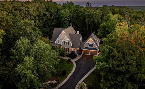 House in Prévost, Quebec, Canada 1