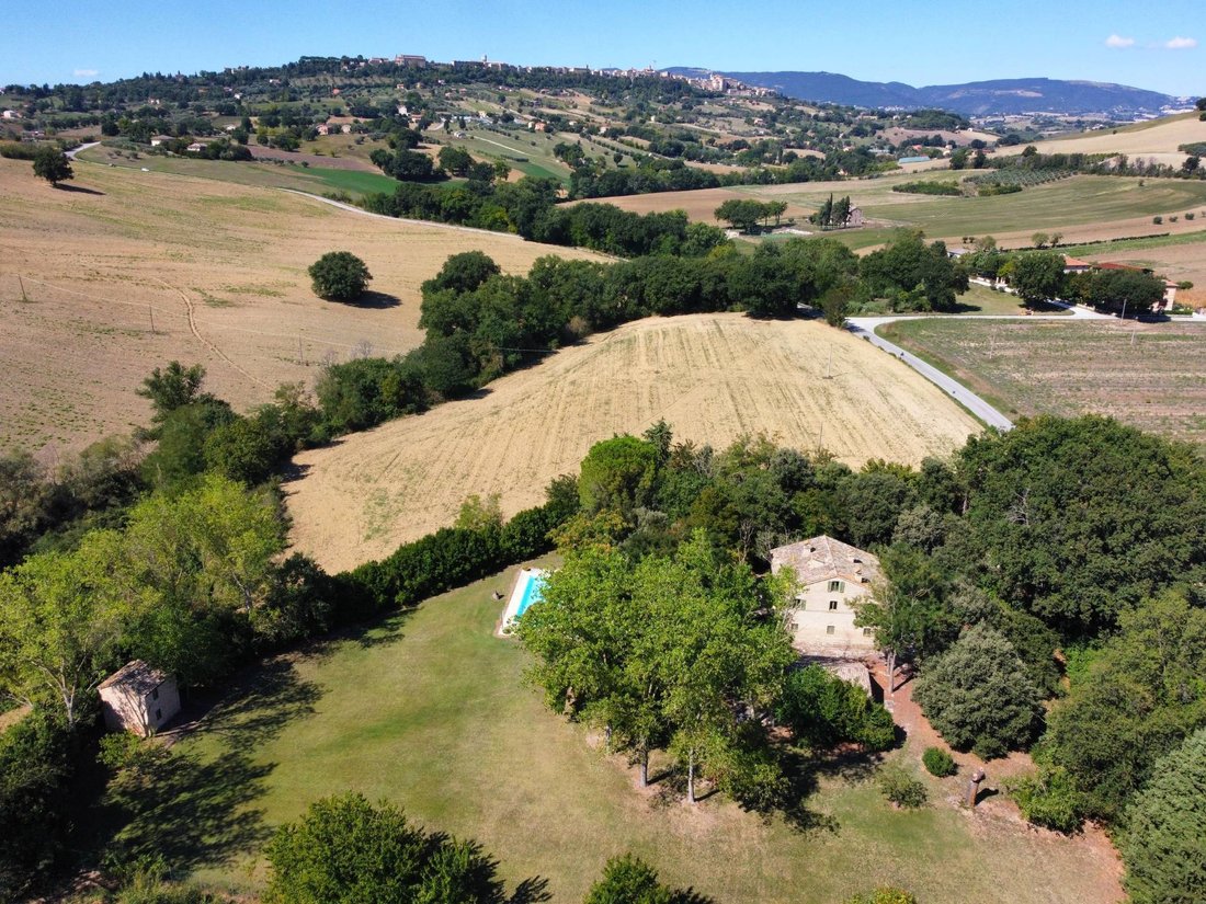 Country House in Treia, Marche, Italy 2 - 18077824