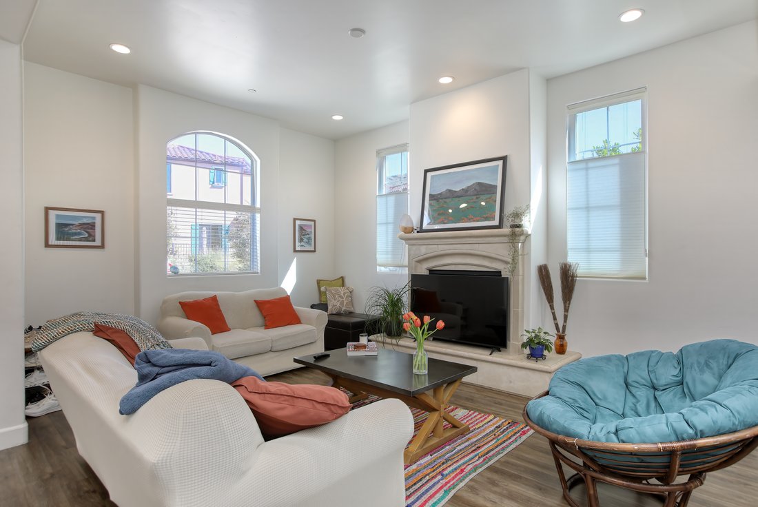 San Luis Obispo, California, United States 5 - 18071299