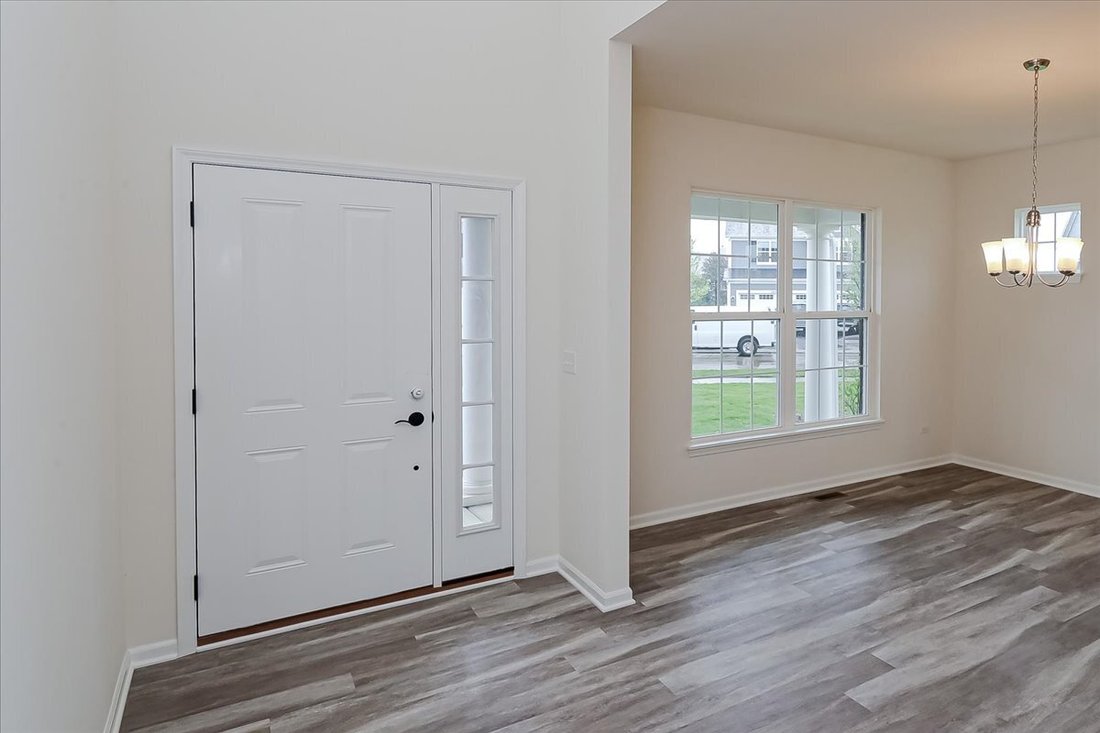 House in Huntley, Illinois, United States 2 - 18078987