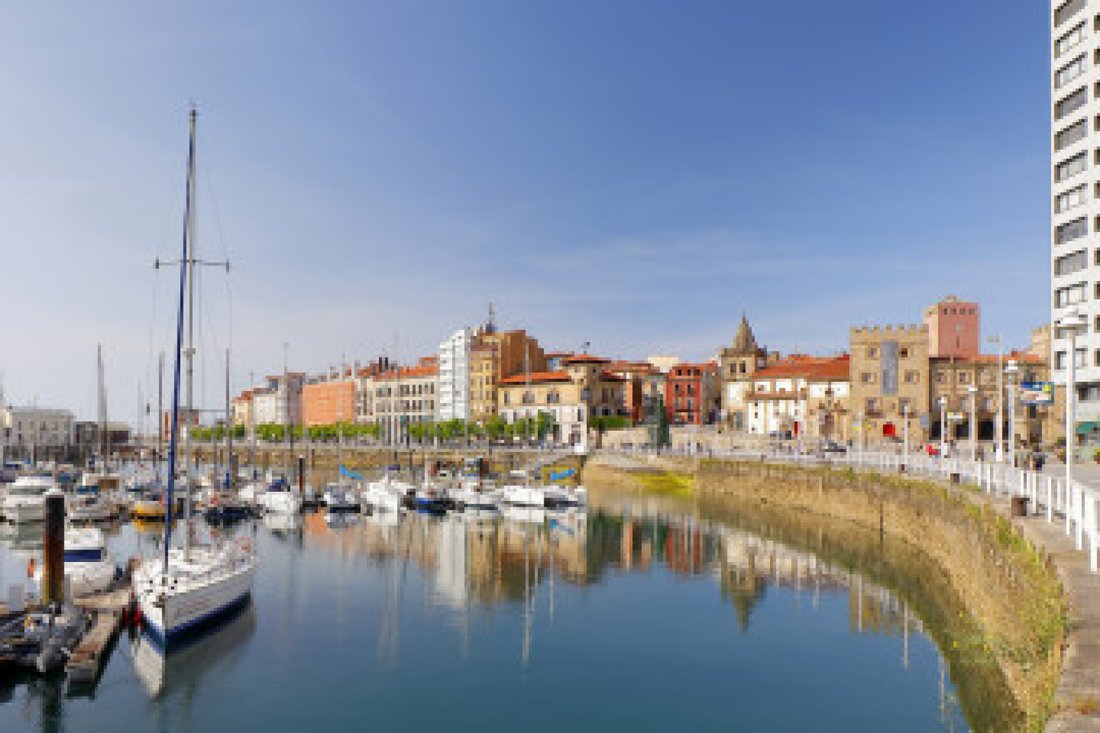 Apartment in Distrito Centro, Gijon / Xixon, Spain 2 - 16096755