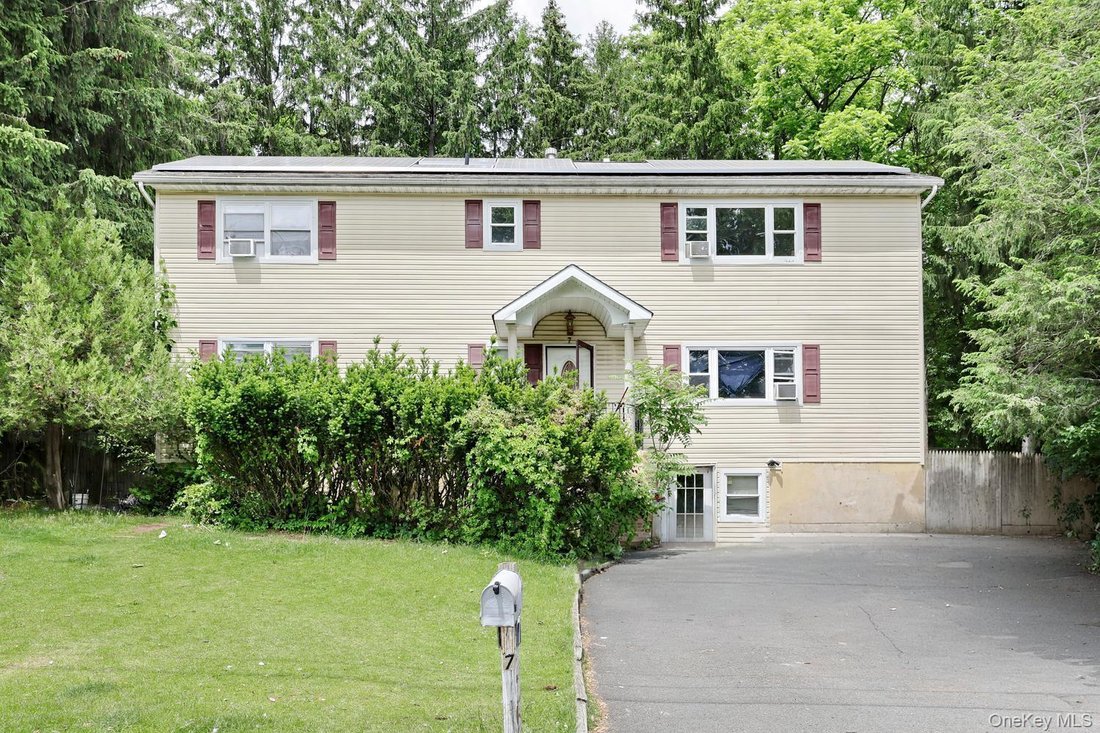 House in Nanuet, New York, United States 1 - 18076071