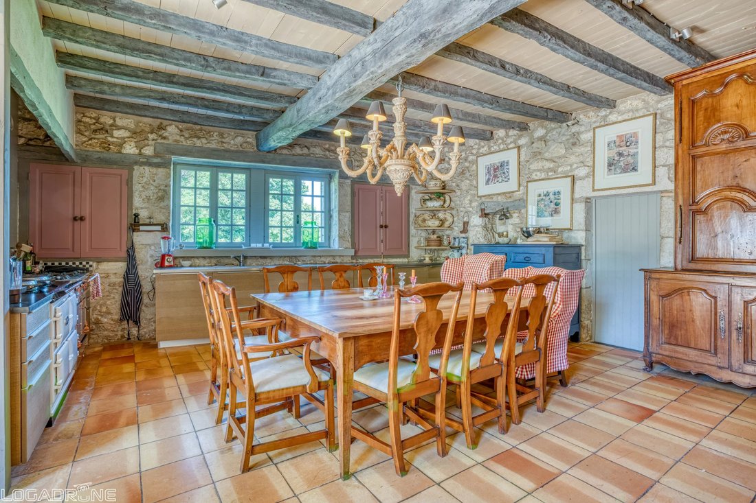House in Saint-Antoine-de-Breuilh, Nouvelle-Aquitaine, France 3 - 17933459