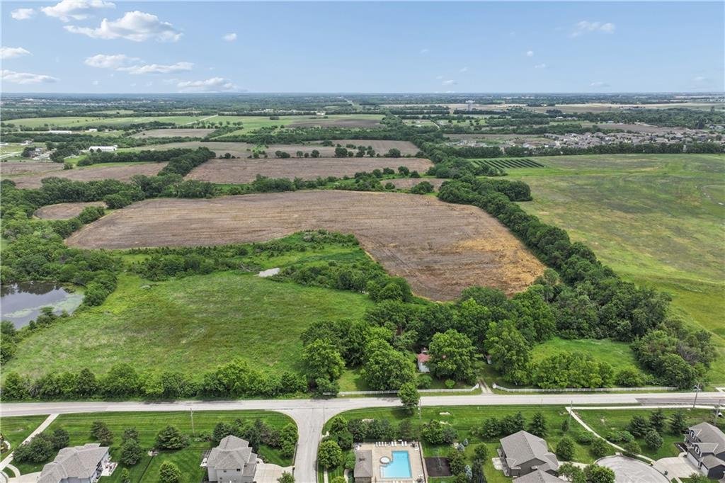 Farm Ranch in Spring Hill, Kansas, United States 2 - 18076067