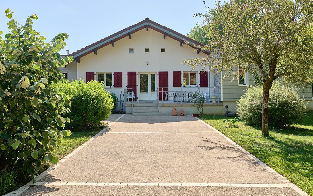 Villa in Arrondissement of Dole, Bourgogne – Franche-Comté, France 3 - 18073581