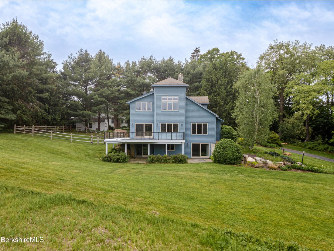 House in Great Barrington, Massachusetts, United States 1 - 17651708