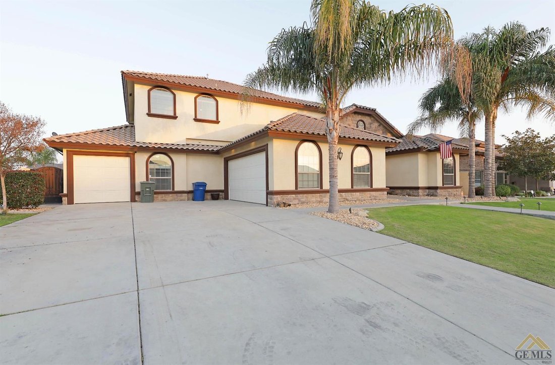 House in Bakersfield, California, United States 4 - 18071324