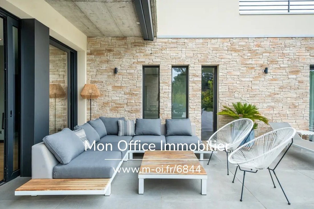 House in Ventabren, Provence-Alpes-Côte d'Azur, France 2 - 18071413
