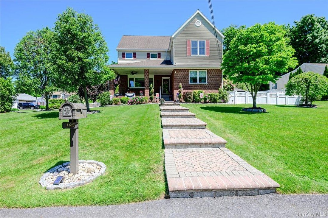 House in Thornwood, New York, United States 2 - 18074655