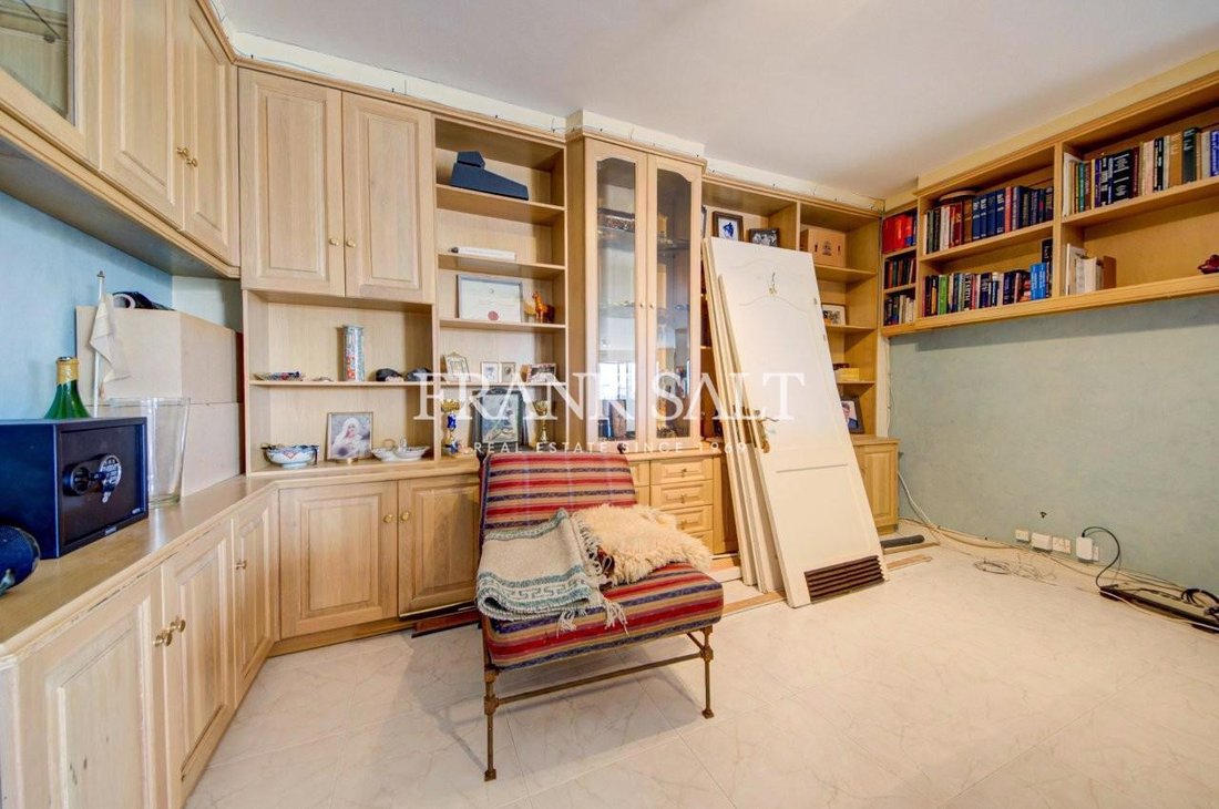 Apartment in Saint Julian's, Malta 5 - 18078666