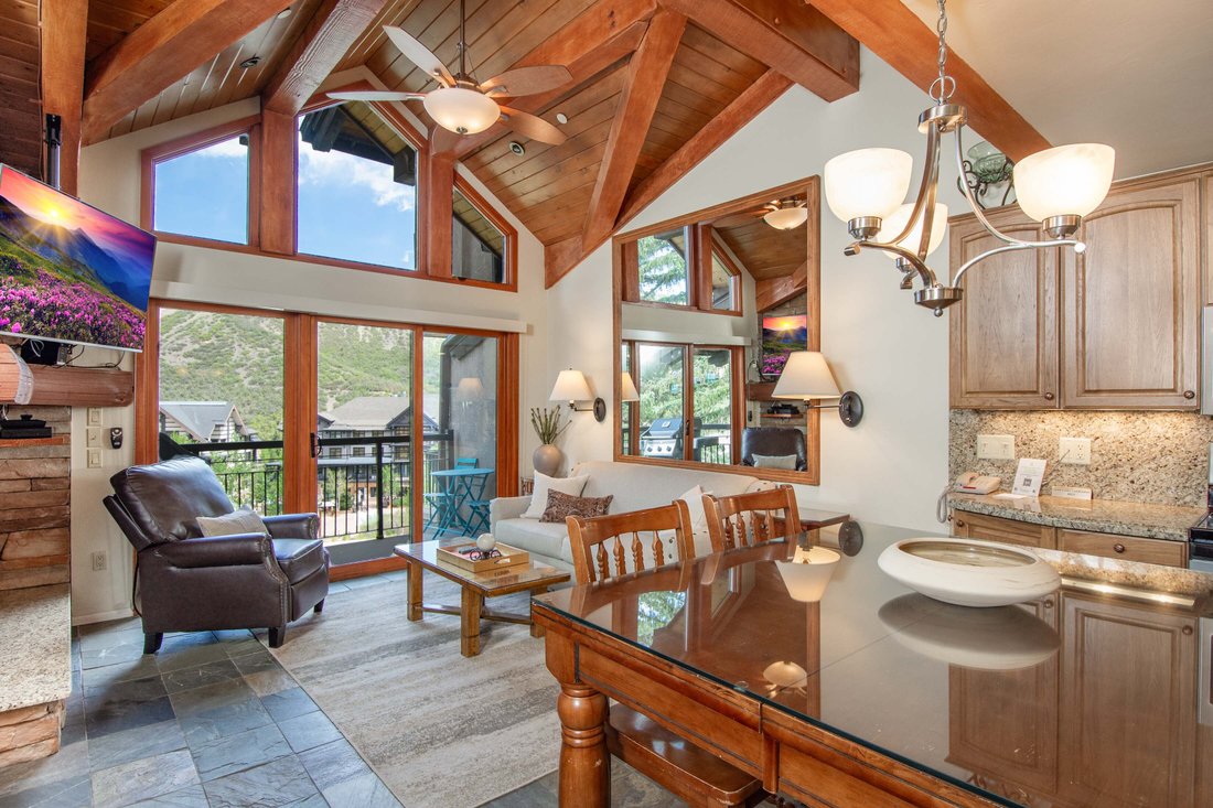 Condo in Snowmass Village, Colorado, United States 2 - 17153402