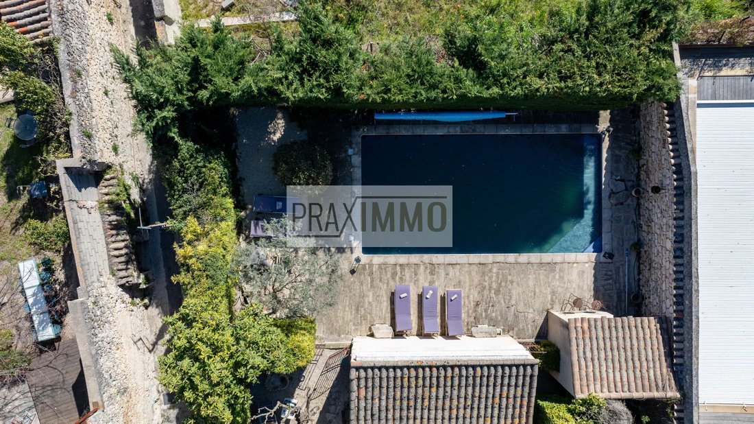 Estate in Mazan, Provence-Alpes-Côte d'Azur, France 5 - 17745195
