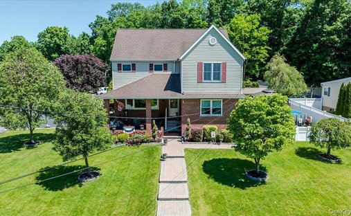 House in Thornwood, New York, United States 1