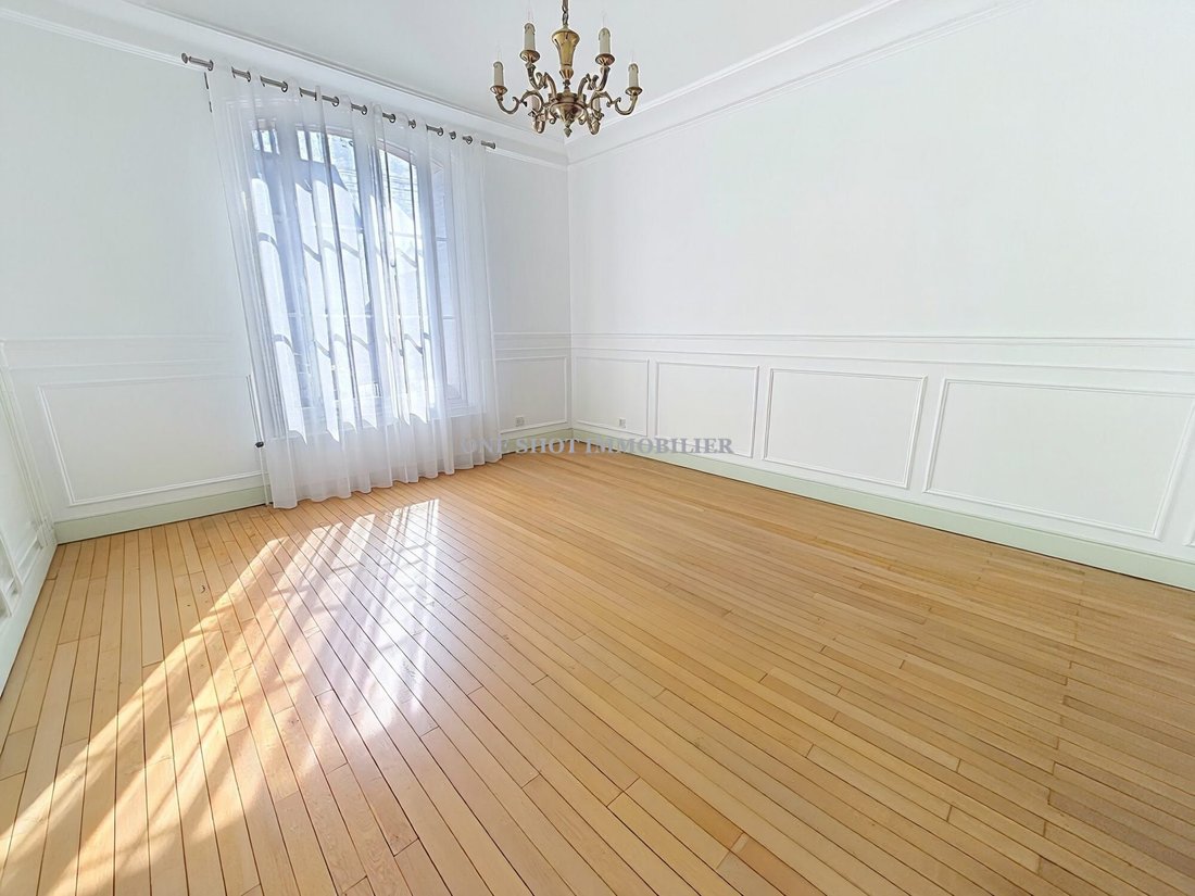 House in Activités, Orleans, France 4 - 18078019