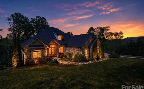 House in Fairview, North Carolina, United States 1