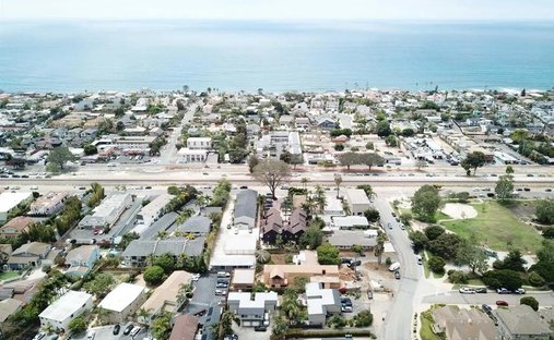 Encinitas, California, United States 1