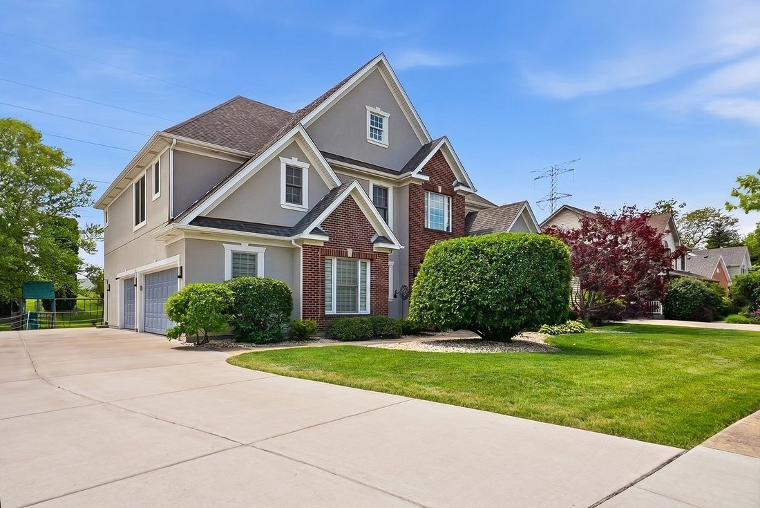 House in Glen Ellyn, Illinois, United States 1 - 18072417