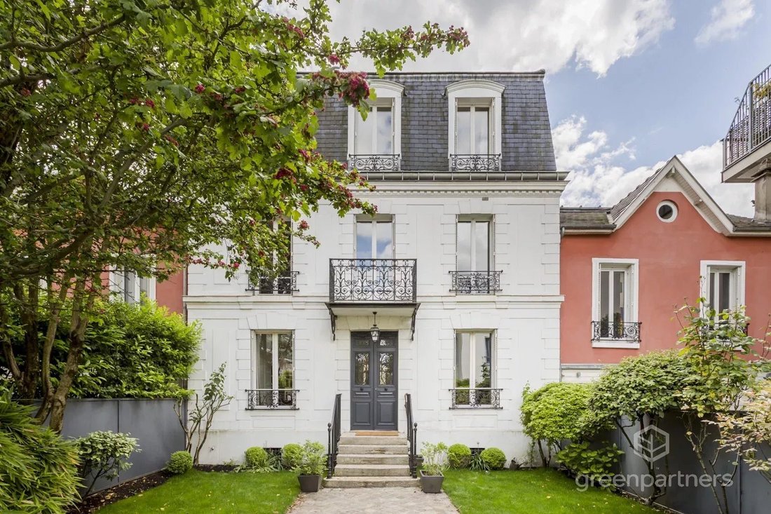 House in Montrouge, Ile-de-France, France 2 - 15370811