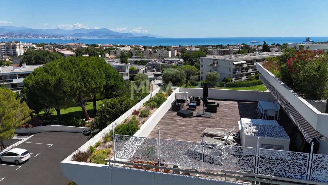 Apartment in Antibes, Provence-Alpes-Côte d'Azur, France 2 - 17526664