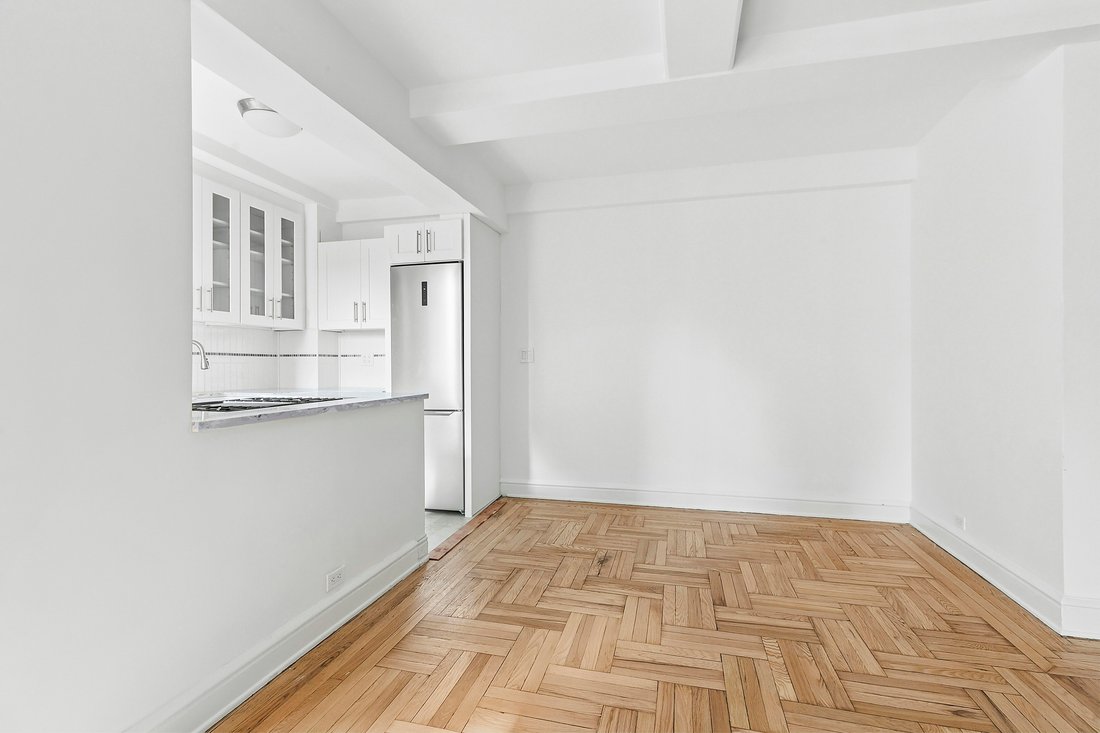 Co Op in New York, New York, United States 4 - 18066880