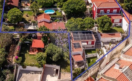House in Alges, Linda-a-Velha e Cruz Quebrada-Dafundo, Lisbon, Portugal 1