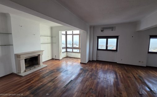 Apartment in Barreiro e Lavradio, Setubal, Portugal 1