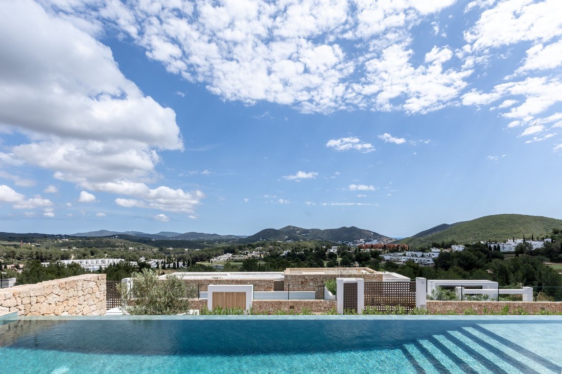 Villa in Roca Llisa, Santa Eularia des Riu, Balearic Islands 2 - 18077034