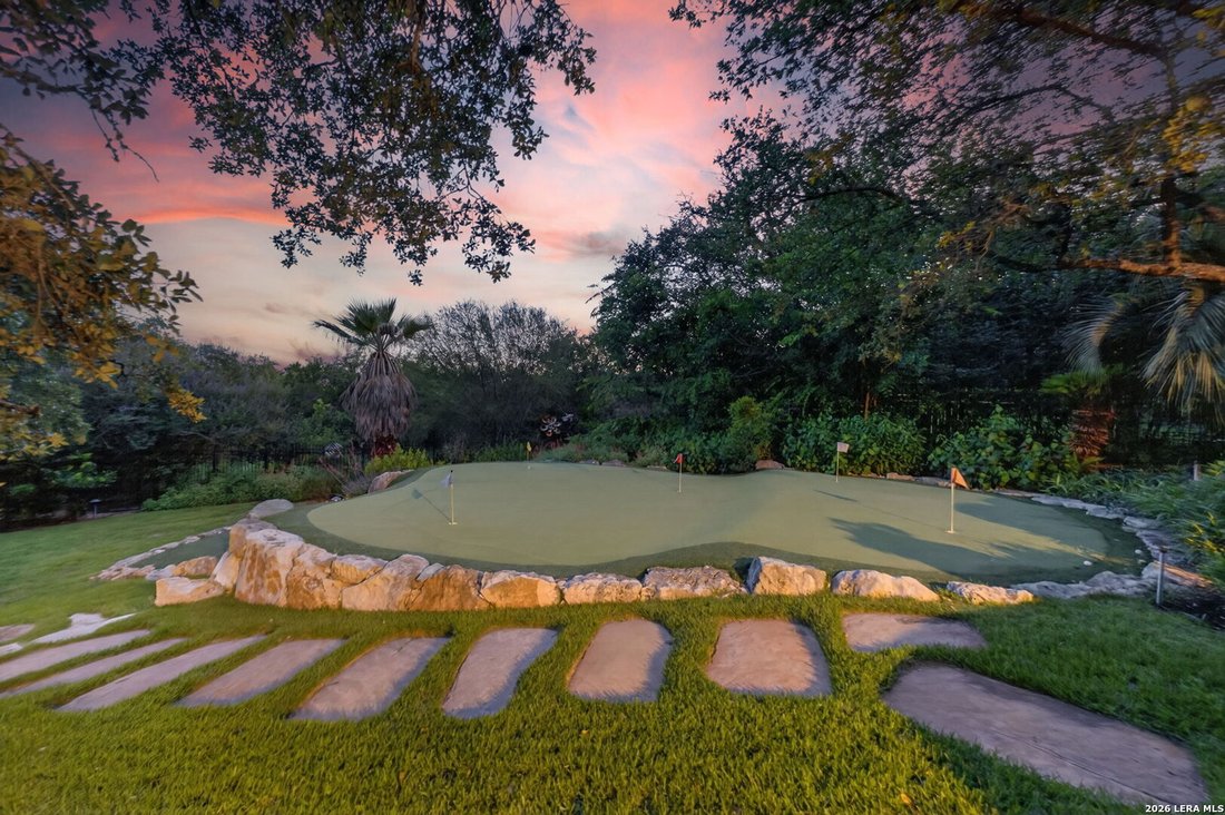House in San Antonio, Texas, United States 3 - 18075996