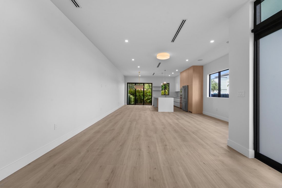 House in Miami, Florida, United States 3 - 18072705